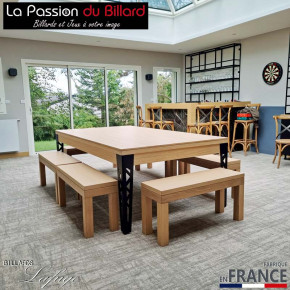 Table de billard convertible de style industriel modèle Eiffel, équipè de ses 6 bancs en chêne massif.