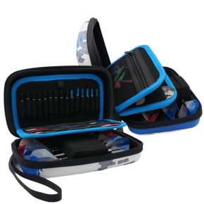 Compartiments internes pour shafts, flights et accessoires – mousse protectrice de haute qualité.