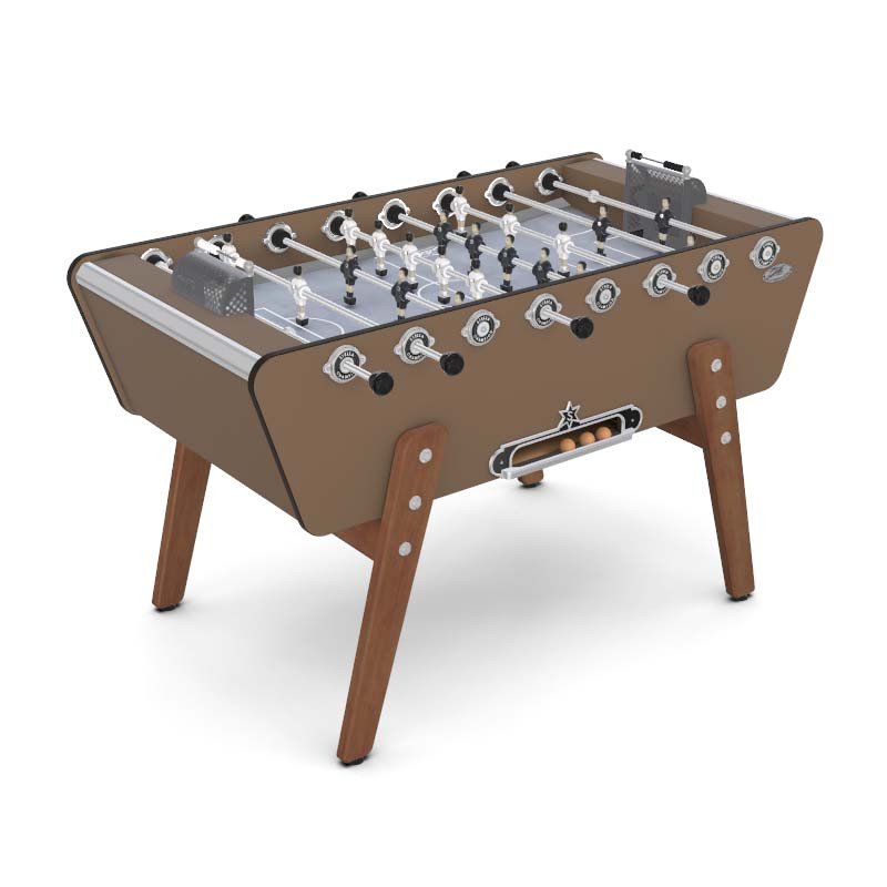 Baby-foot d’extérieur Stella Champion Taupe a installé en bord de jardin, idéal pour un usage toute l’année.