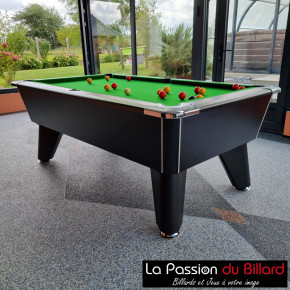 Billard de café Oméga noir tapis vert.
