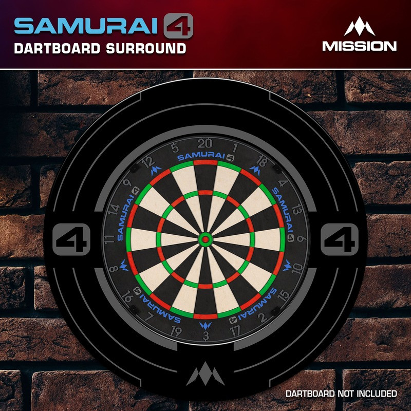Surround Mission Samurai 4 Graphite Edition installé autour d’une cible sisal